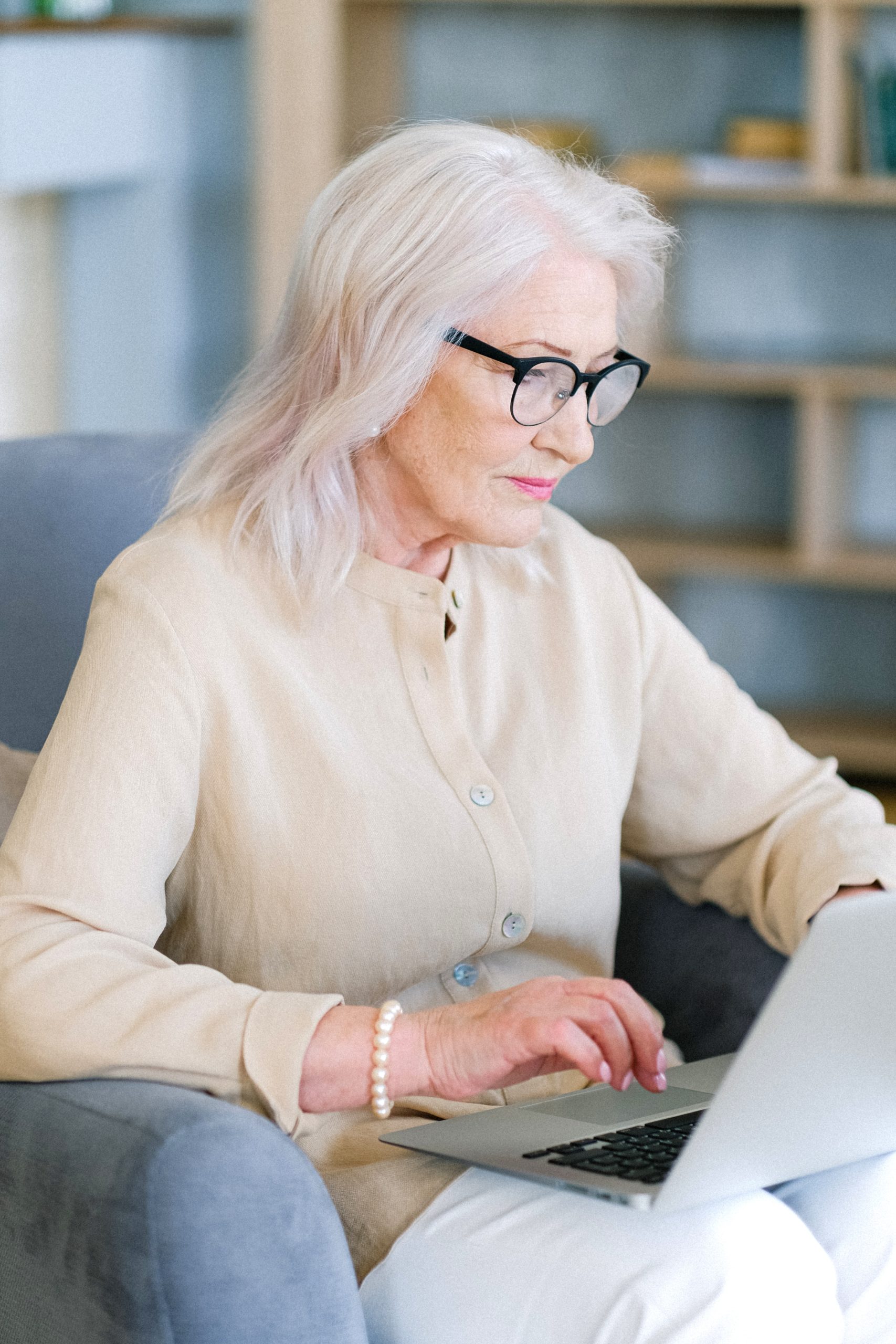 8 Ways To Beat Ageism On Your Resume — According To An Expert ...